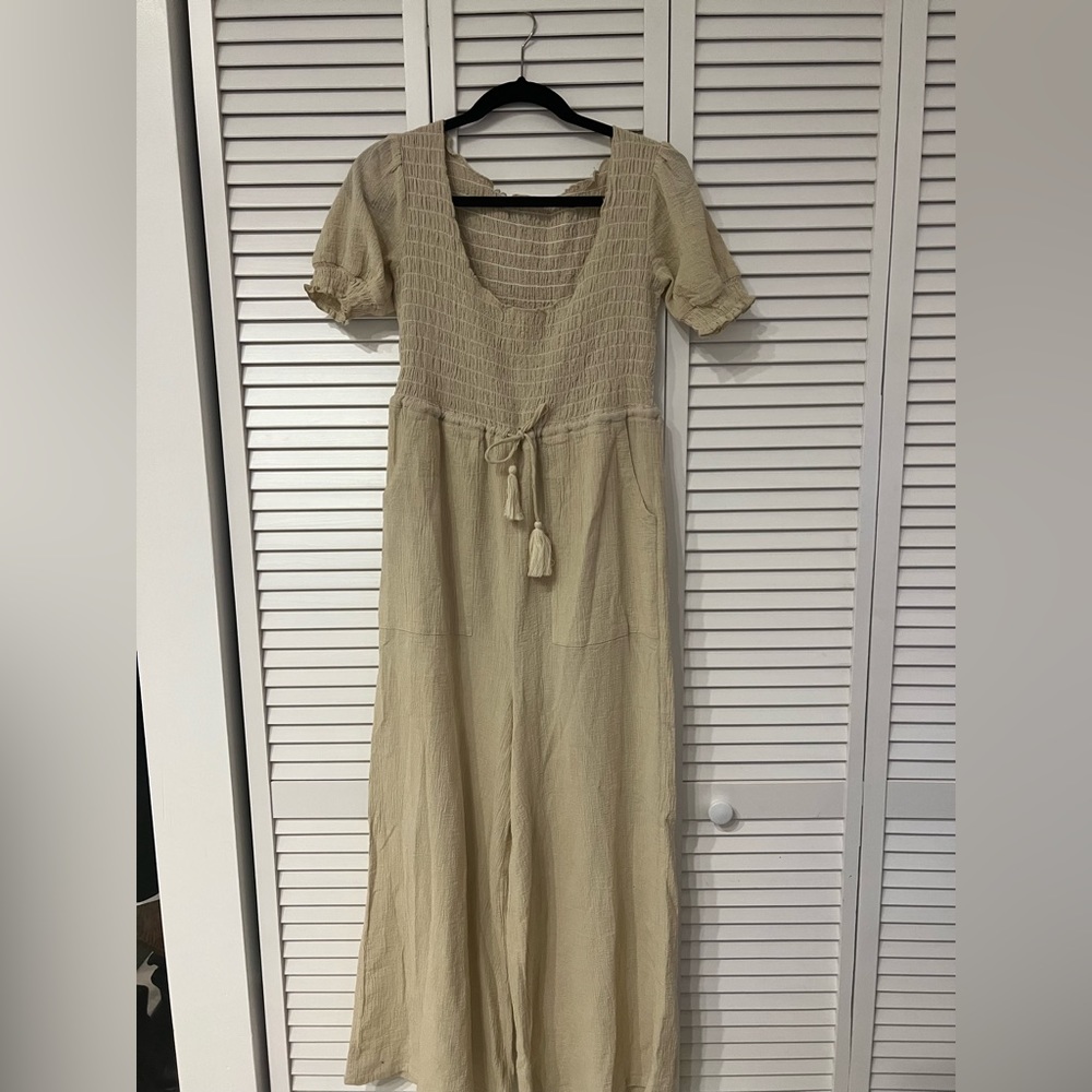 Beige scoop neck jump suit